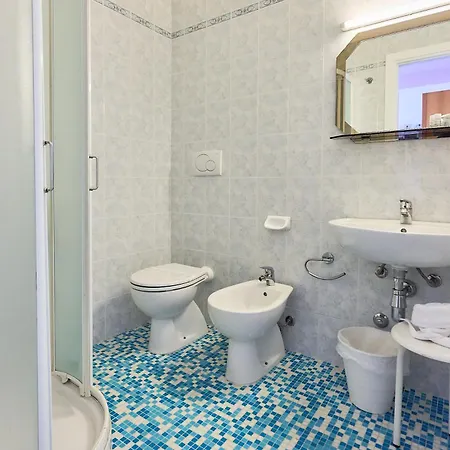 Отель Bruna 3*